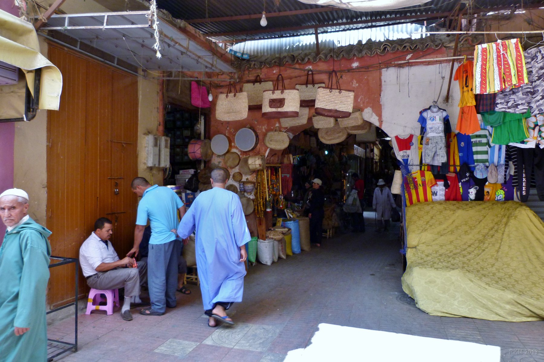 Taroudant, une entrée du souk